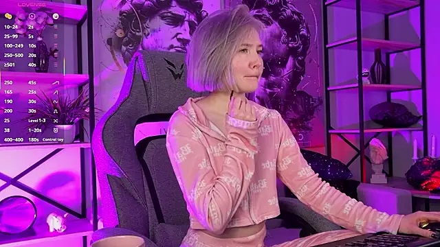 ReiYosimoto online show from March 29, 2026, 4:19 pm