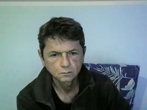 Snapshot of czarek888 chatting on October 4, 2025, 9:49 pm czarek888 online show from October 4, 2025, 9:49 pm