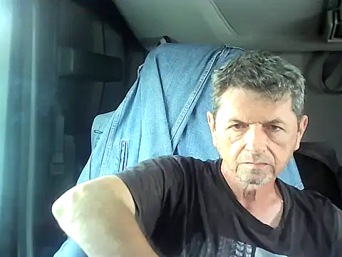 Snapshot of czarek888 chatting on September 14, 2025, 10:48 am czarek888 online show from September 14, 2025, 10:48 am