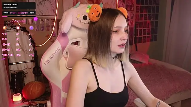 Evie Ro online show from October 28, 2025, 12:11 am