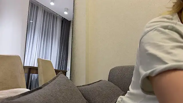 mommy nadin online show from January 12, 2026, 2:57 pm