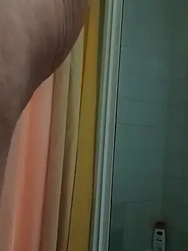 Snapshot of JOHANNA9MOI02 chatting on October 3, 2025, 7:54 am JOHANNA9MOI02 online show from October 3, 2025, 7:54 am