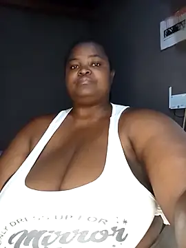 DarkBbw201 online show from April 13, 2026, 11:20 pm