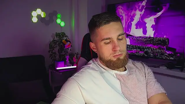 Sweeet  boy online show from December 22, 2025, 6:52 pm