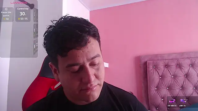 Snapshot of oliver_price1 chatting on February 28, 2025, 8:50 pm oliver price1 online show from February 28, 2025, 8:50 pm