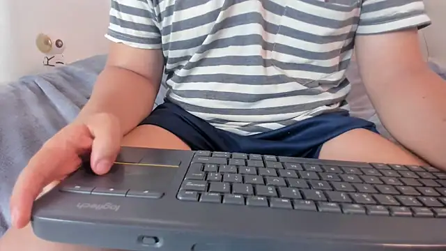 oliver price1 online show from April 8, 2026, 1:56 pm