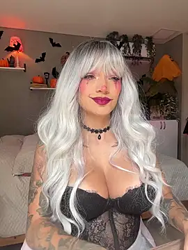 Snapshot of DaniDusan_ chatting on October 20, 2025, 6:52 pm DaniDusan online show from October 20, 2025, 6:52 pm