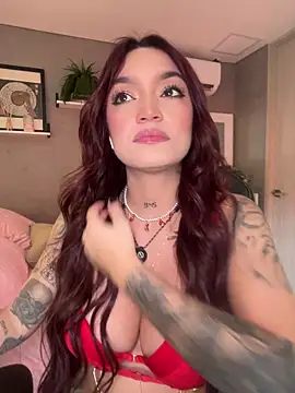 DaniDusan  online show from March 7, 2026, 5:40 pm