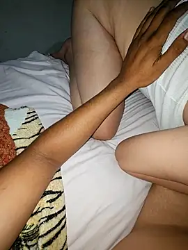 Bernardo085 online show from March 7, 2026, 3:02 am