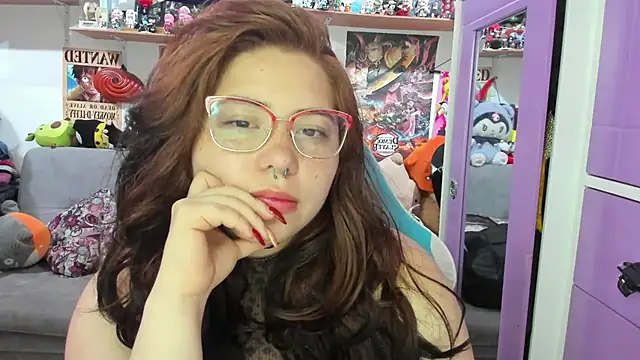 soficammy online show from October 10, 2025, 8:20 pm