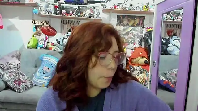 soficammy online show from March 10, 2025, 11:49 pm