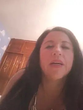 Snapshot of valeriapinter chatting on July 6, 2026, 1:29 pm valeriapinter online show from July 6, 2026, 1:29 pm
