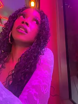 mismialove online show from May 15, 2026, 11:03 pm