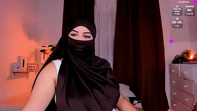 KeishaDanger  online show from January 19, 2025, 7:04 pm