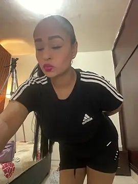 Snapshot of sofia_xxx02 chatting on October 13, 2025, 12:07 pm sofia xxx02 online show from October 13, 2025, 12:07 pm