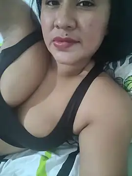 Snapshot of indiannakedgirl chatting on March 21, 2025, 2:39 am indiannakedgirl online show from March 21, 2025, 2:39 am