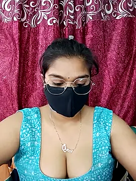 Snapshot of Jasmine_jaaan chatting on May 9, 2026, 4:38 am Jasmine jaaan online show from May 9, 2026, 4:38 am