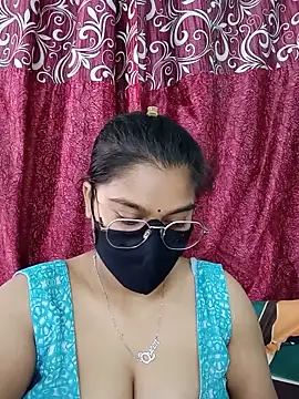Snapshot of Jasmine_jaaan chatting on May 23, 2026, 4:22 am Jasmine jaaan online show from May 23, 2026, 4:22 am
